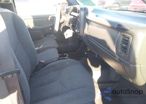 2005 GMC Sierra 1500 Work Truck z USA, uszkodzony, nr VIN 1GTEC14X35Z121019